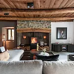 Maison De La Bonne Vie Bed & Breakfast