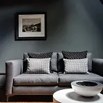 Bed & Breakfast Maison De La Bonne Vie 4*