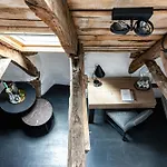 Bed & Breakfast Maison De La Bonne Vie 4*