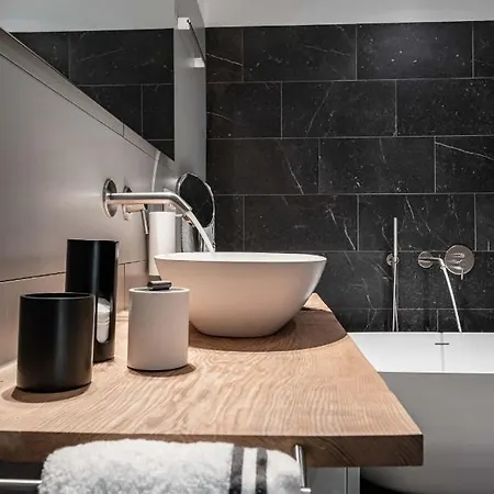 Maison De La Bonne Vie 4* Therondels