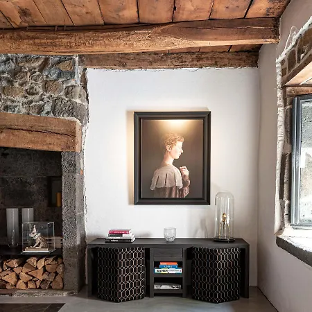 Bed & Breakfast Maison De La Bonne Vie Therondels