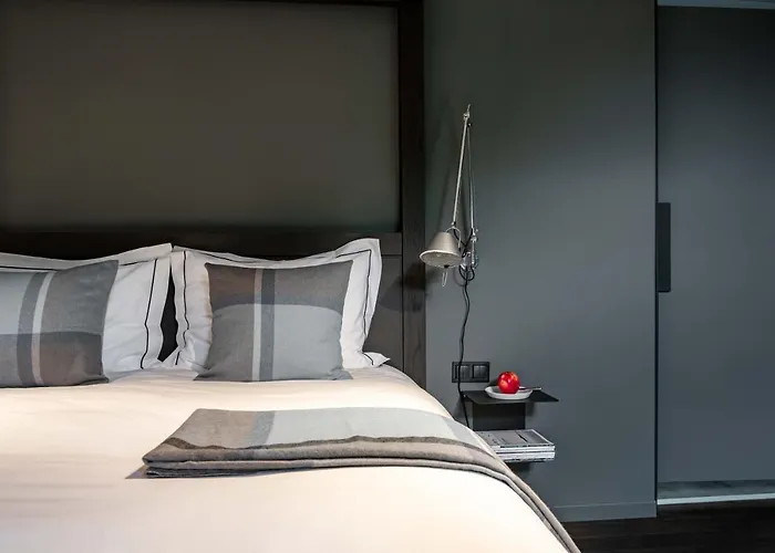 Maison De La Bonne Vie לינה וארוחת בוקר Therondels