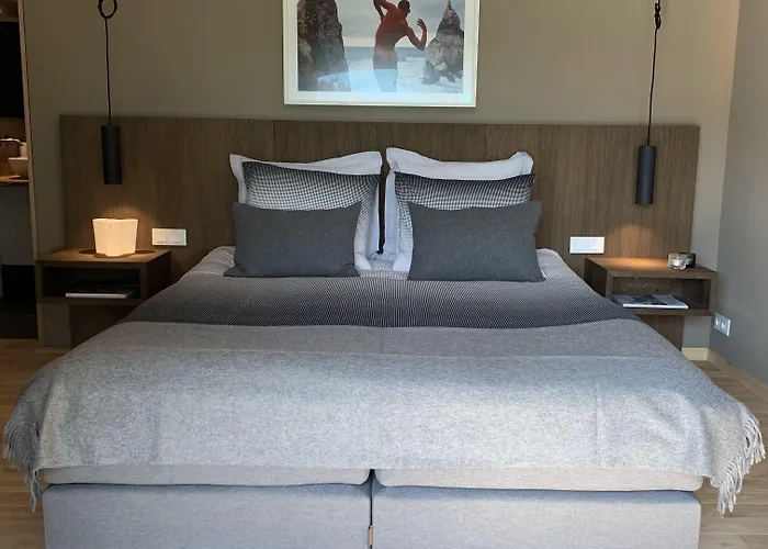 לינה וארוחת בוקר Maison De La Bonne Vie Therondels