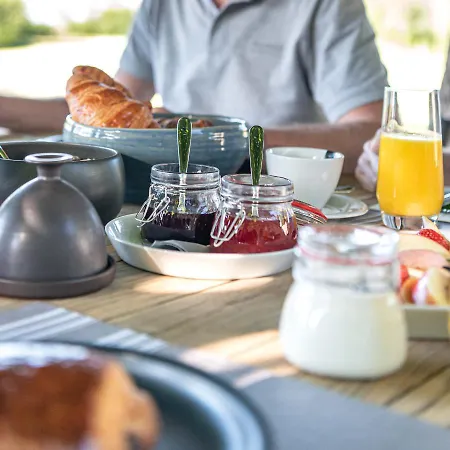 Bed and breakfast Maison De La Bonne Vie 4*