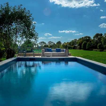 Maison De La Bonne Vie 4* Therondels