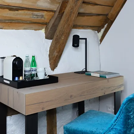 Maison De La Bonne Vie Bed and Breakfast